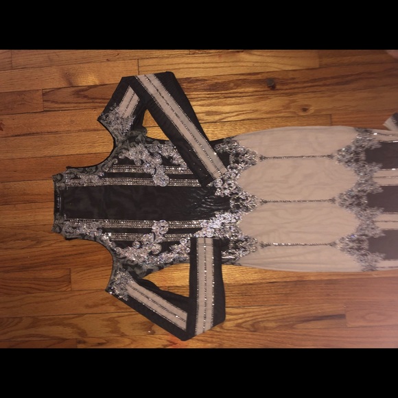 Prom Eye catcher Dress - Picture 4 of 7